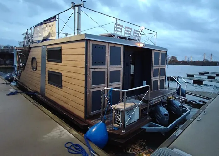 Houseboat Water King Apartament Plywajacy Dom Na Wodzie, 7 Os